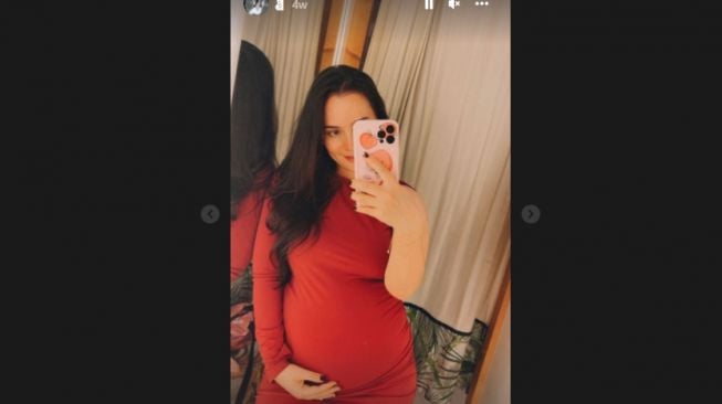 Potret Baby Bump Lidi Brugman. [Instagram/lidibrugman]