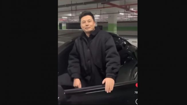 Viral! Kini Ada Elon Musk KW dari China, Siapa Namanya?