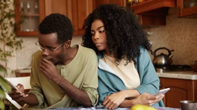 Dampak Berbohong Pada Pasangan Saat Sudah Menikah: Bisa Bikin Pasangan Takut dan Hilang Kepercayaan