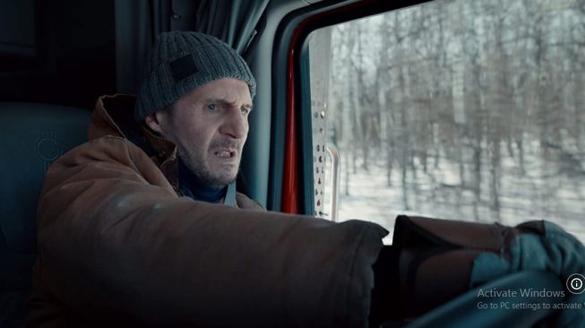 Cuplikan Film The Ice Road [IMDb]