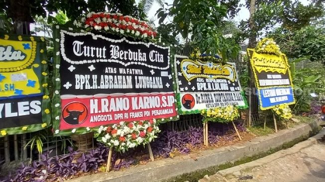 Wafat, Rumah Haji Lulung Penuh Karangan Bunga Kiriman Politisi PPP hingga PDIP