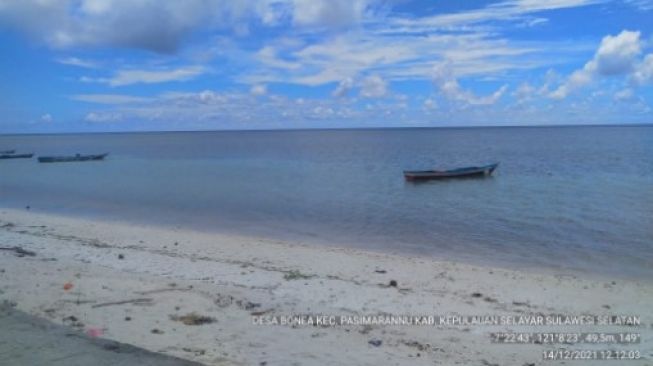 Dapat Kabar Air Laut Surut Pasca Gempa Bumi, Warga Selayar Berlari ke Pegunungan