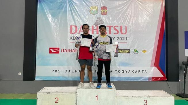 Waroeng Badminton Academy Raih Juara 1 di Kejurda PBSI DIY 2021