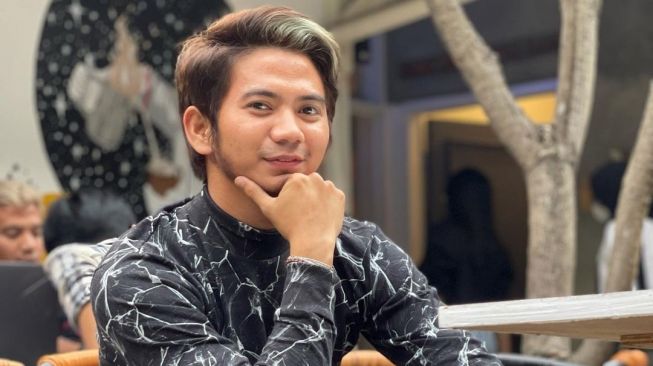 Artis Menyandang Status Duda di Tahun 2021. (Instagram/@da2_rizki123)