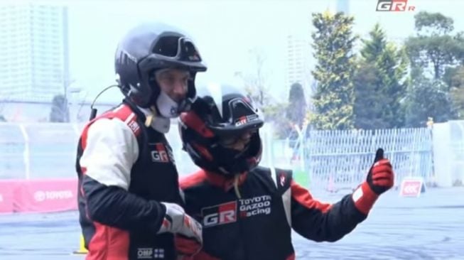 Akio Toyoda Drifting Pakai GR Yaris, Cara Jitu Promosikan Produk Sendiri