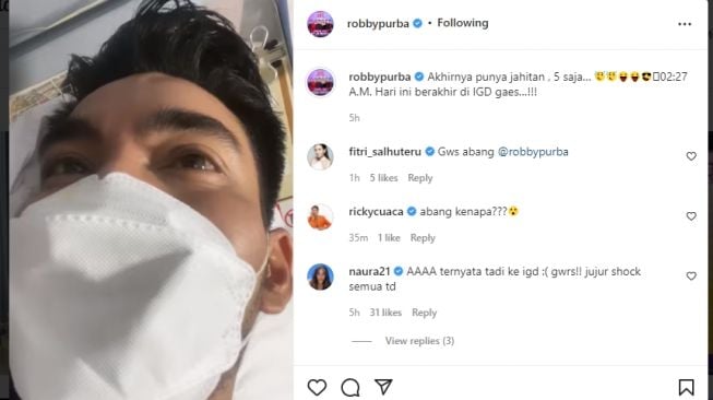 Kondisi Robby Purba usai jatuh [Instagram/@robbypurba]