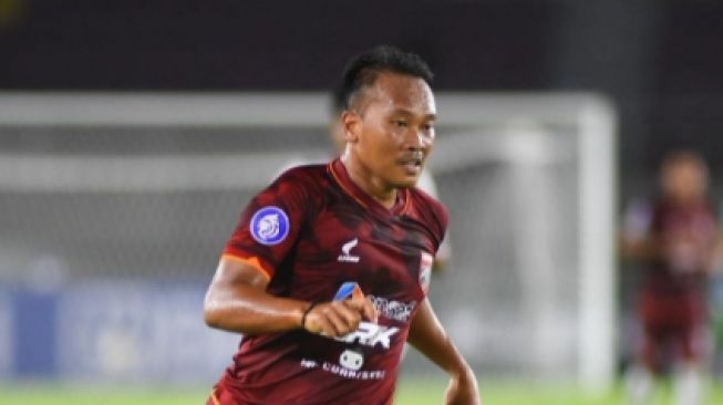 Cuma 10 Pemain, Borneo FC Imbangi Madura United di Manahan Solo