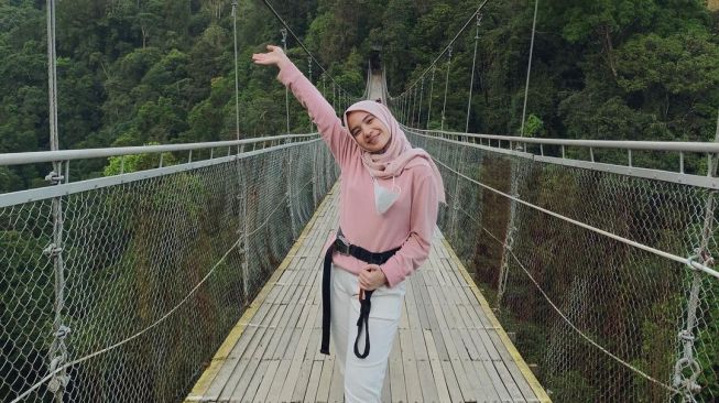 Luthfiyyah Putri, Anak Shandy Aulia di Sinetron Inayah. [Instagram/putri.luthfiyyah]