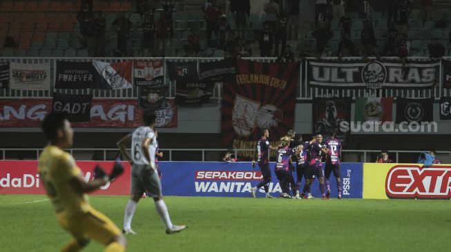 Dipecundangi Rans Cilegon FC, Warganet Ramai Ledek Persis Solo: Jago Kandang Kalah Ngamuk