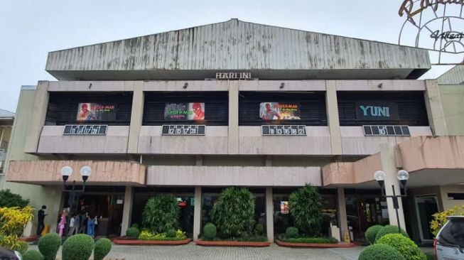 Banner Poster Film Lukisan Tangan, Rajawali Cinema Banjir Pujian, Hasilnya Bikin Melongo