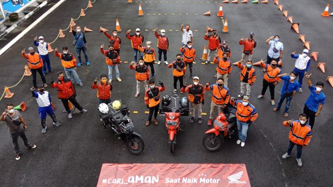 Astra Motor gandeng Gizindo Yogyakarta gelar edukasi skill berkendara motor para kurir (IST)