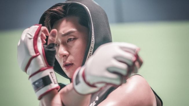 Penampilan Park Seo Joon di Fight For My Way. [Instagram]