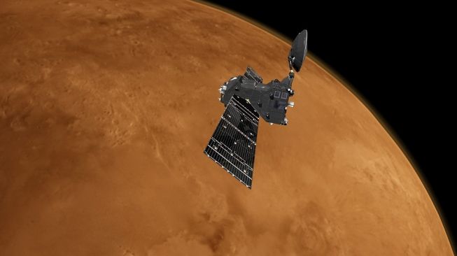 Melacak keberadaan air es di Mars. [ESA]