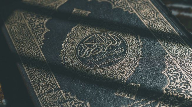 3 Golongan Manusia dalam Menerima Al-Quran, Kamu Termasuk yang Mana?