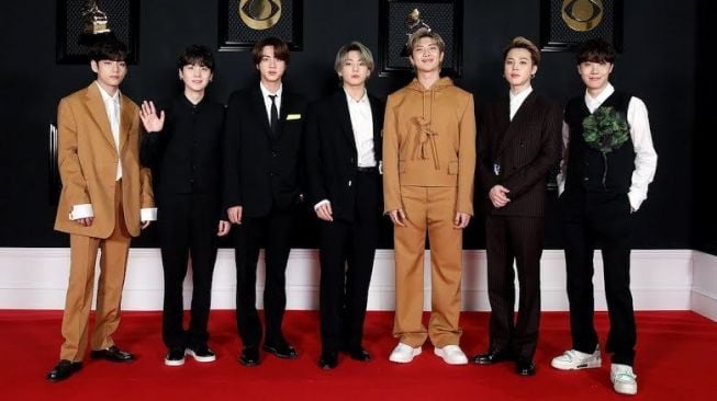 Grammy Awards 2022 Ditunda, BTS Batal Berangkat ke Amerika