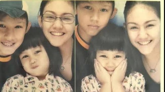 Masa kecil Vanesha Prescilla dan Sissy Priscillia [Instagram/@sysiio]