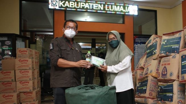 Enesis Group Berikan Bantuan Kepada Korban Erupsi Gunung Semeru