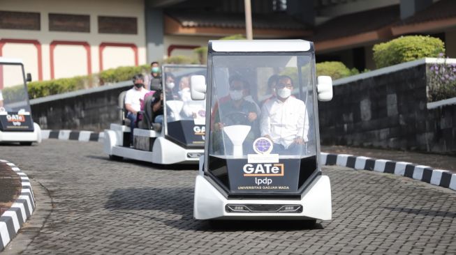 Menhub Jajal Mobil Listrik Buatan UGM: Akan Dipakai di 2 Bandara dan Event G20