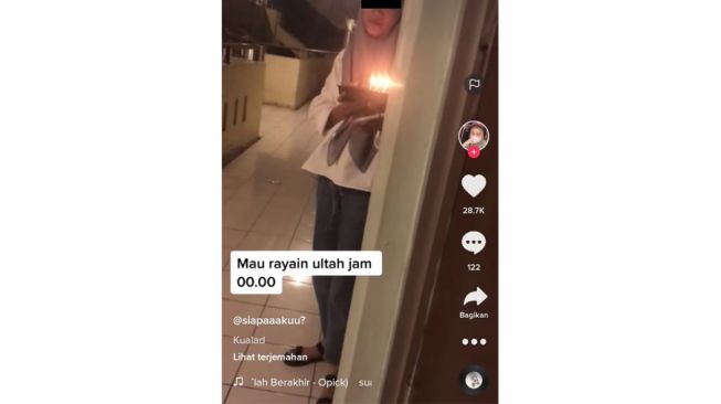 Wanita beri kejutan ulang tahun jam 00.00 (tiktok)