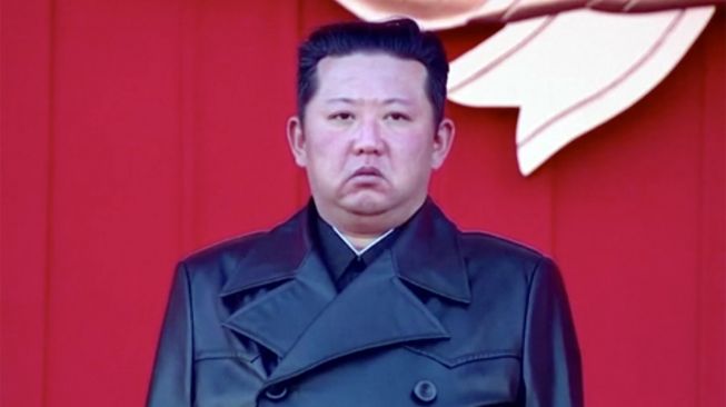 Peringatan 10 Tahun Kematian Ayah Kim Jong Un, Warga Korea Utara Dilarang Tertawa 11 Hari