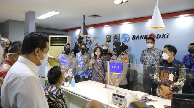 Perluas Akses Pembayaran Pajak, Bank DKI Hadir di Gerai Samsat PGC Cililitan