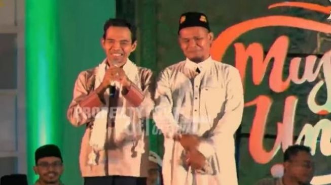 Ustadz Abdul Somad Lelang Peci di Lombok, Laku Rp25 Juta