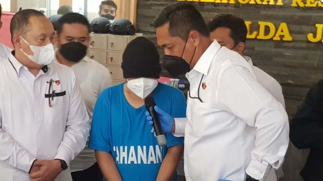 Mucikari Asal Bekasi Diciduk Polisi, JB Patok Tarif Untuk Selebgram TE Rp 25 Juta