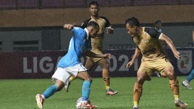 Libas Sulut United 2-0 di Stadion Wibawa Mukti, Dewa United Pede Masuk ke Semifinal Liga 2