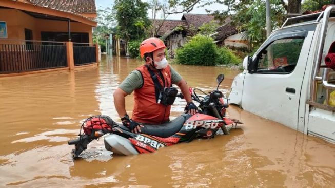 Lumajang Terendam Banjir Luapan Sungai Menjangan