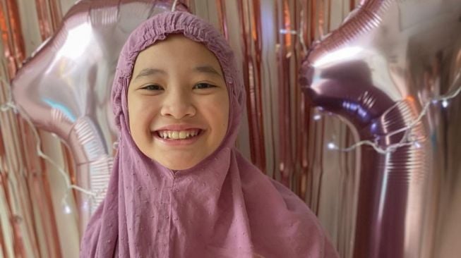 Kana Sybilla anak Zaskia Adya Mecca dan Hanung Bramantyo