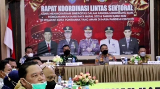 Polres Pontianak Dirikan 9 Pos Pengamanan Natal dan Tahun Baru, 77 Gereja Dijaga Ketat