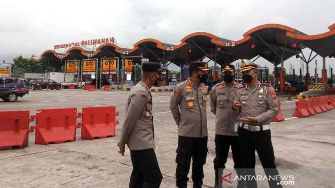 Pantau Penerapan Prokes di Masa Libur Nataru, Polresta Cirebon Dirikan 14 Pos Pengamanan