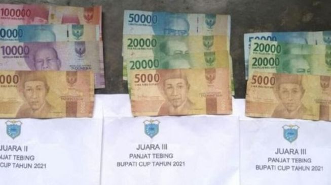 8 Fakta Bupati Cup Pandeglang yang Bikin Bupati Irna Ngamuk, Hadiahnya Receh Rp 95 Ribu