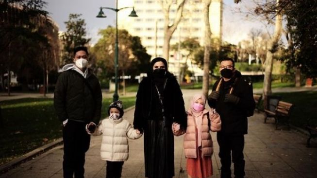 Potret Keluarga Anang Ashanty ke Turki (Instagram/@ashanty_ash) 