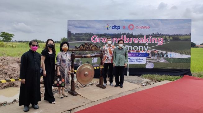 DTP telah memulai pembangunan Portal Jaringan Satelit OneWeb. [DTP] 