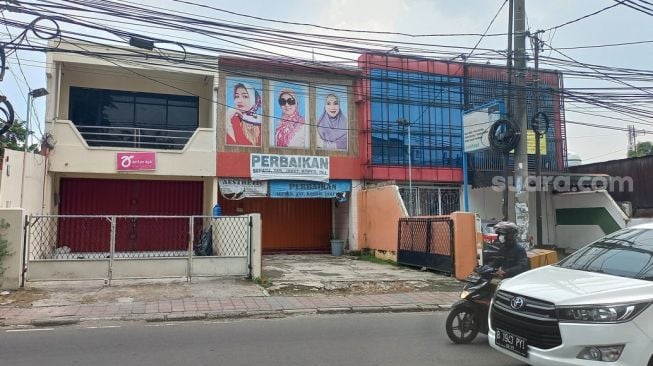 Tak Cuma Memukuli, Penyerang Kurir Anteraja Juga Rusak Empat Sepeda Motor