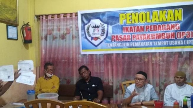 Pedagang Pasar Payakumbuh Tolak Perubahan Nama Hak Sewa Toko Jadi IPTU