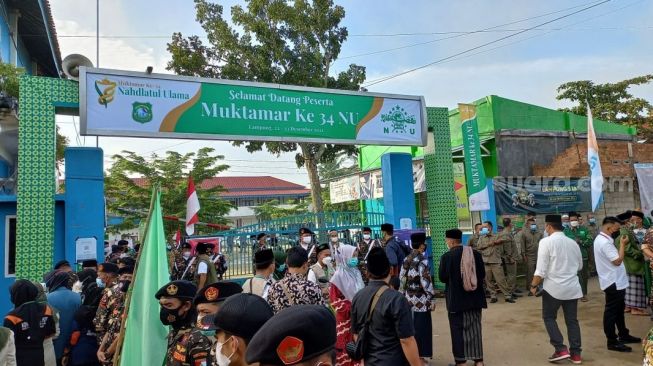 Kiai Sepuh Hadir dan Mendoakan Muktamar NU di Lampung Berlangsung Teduh dan Lancar
