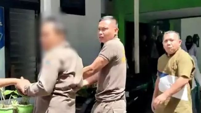 Anggota Satpol PP di Gorontalo Nyaris Adu Jotos