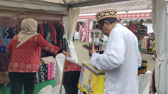 Bazar UMKM di Lapangan Saburai Diserbu Muhibbin