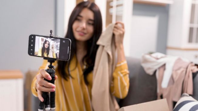 Digital Marketing: Cara Influencer Membantu UMKM Memasarkan Produknya