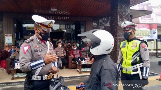 Dear Warga, Masuk Wilayah Hukum Polres Tapsel Wajib Tunjukkan Surat Vaksin Covid-19