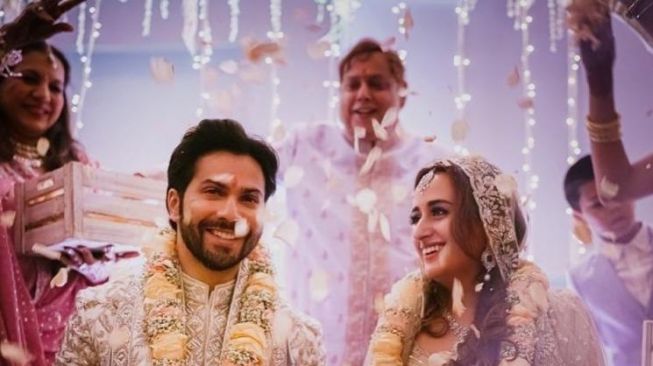 Pernikahan Seleb Bollywood 2021 (Instagram/@varundvn)