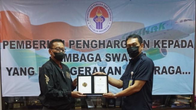 Ajak Masyarakat Giat Berolahraga, Citilink Dapat Penghargaan dari Kemenpora