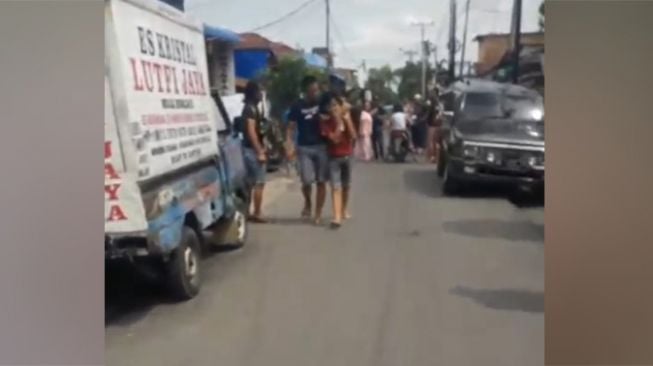 Viral Pelajar SMP Tawuran di Medan, Dibubarkan Warga