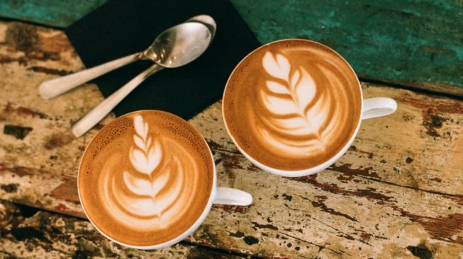 Bapak Niat Foto Minuman Estetik, Anak Malah Berbuat Begini, Publik: Langsung Coret dari KK