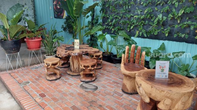 Garden Cafe, Pilihan Bagi Anda yang Ingin Bersantap di Tengah Taman