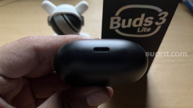 Redmi Buds 3 Lite. [Suara.com/Dicky Prastya]