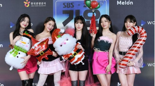 Tampil Memesona di SBS Gayo Daejeon 2021, Red Velvet Banjir Pujian