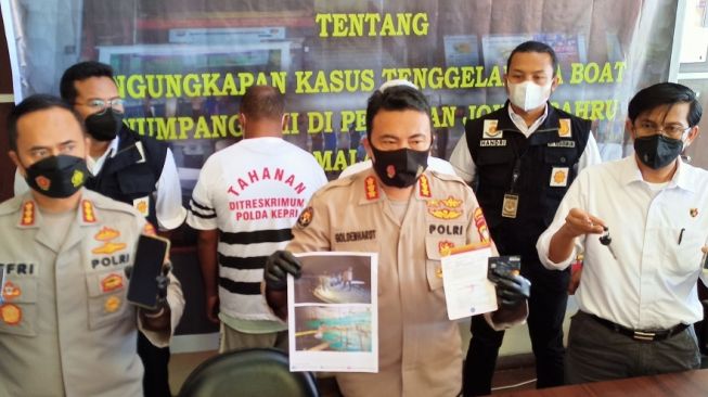 Proses Pengungkapan Otak Pelaku Penyeludupan TKI Ilegal ke Malaysia